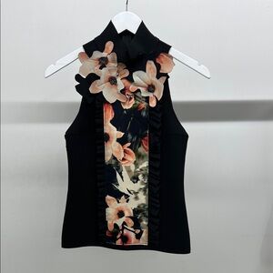 Chic Black Floral Appliqué Sleeveless Blouse